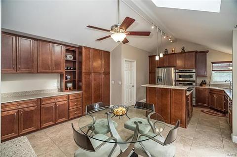 5 Waldens Pne, Ballwin, MO 63011 photo 10