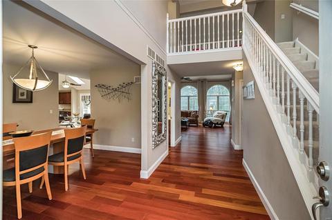5 Waldens Pne, Ballwin, MO 63011 photo 2