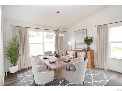 511 Brookside Forest Ct, O'fallon, MO 63366 photo 3