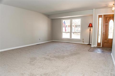 540 Ballwood Dr, Ballwin, MO 63021 photo 2