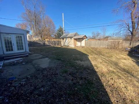 428 Chamberlin, Ballwin, MO 63021 photo 2