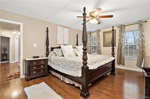 1430 Kentbrooke Dr, Ballwin, MO 63021 photo 30