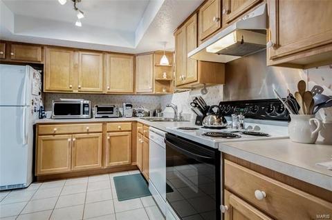917 Claytonbrook Dr #3, Ballwin, MO 63011 photo 14