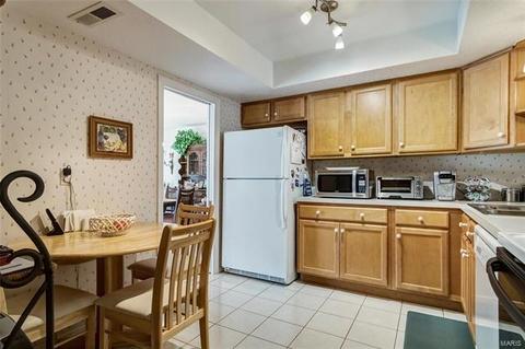 917 Claytonbrook Dr #3, Ballwin, MO 63011 photo 15