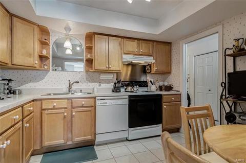917 Claytonbrook Dr #3, Ballwin, MO 63011 photo 13