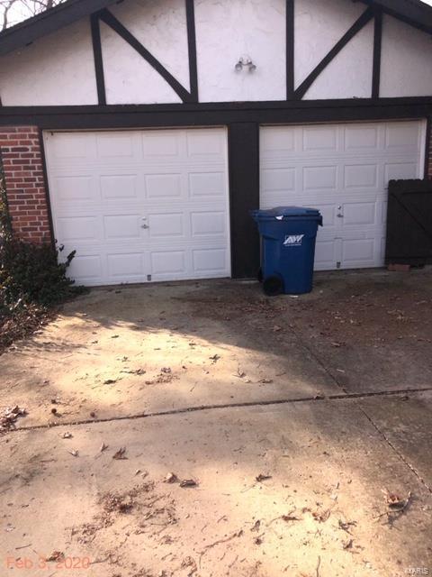 210 Caballero, Manchester, MO 63021 photo 2
