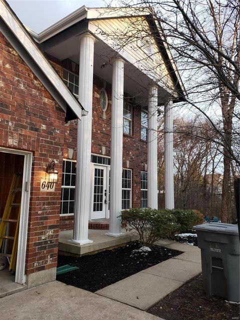 640 Thornridge Dr, O'fallon, MO 63368 photo 2