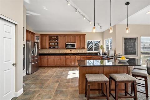 258 Bountiful Pointe, Grover, MO 63040 photo 12