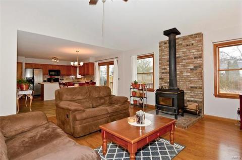 4 Blueberry Ct, O'fallon, MO 63366 photo 5