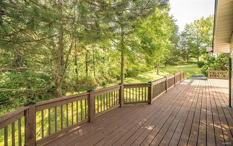 556 Hickory View Ln, Ballwin, MO 63011 photo 31
