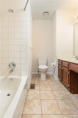 307 Marsten Ct, Ballwin, MO 63021 photo 20