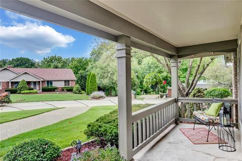 135 Double Eagle Dr, Saint Charles, MO 63303 photo 6
