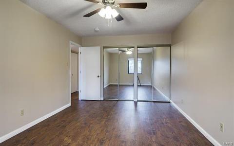 1311 Prospect Village Ln #E, Ballwin, MO 63021 photo 11