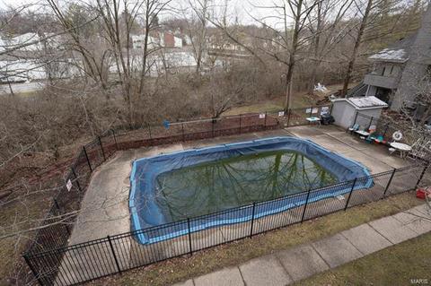 1311 Prospect Village Ln #E, Ballwin, MO 63021 photo 17