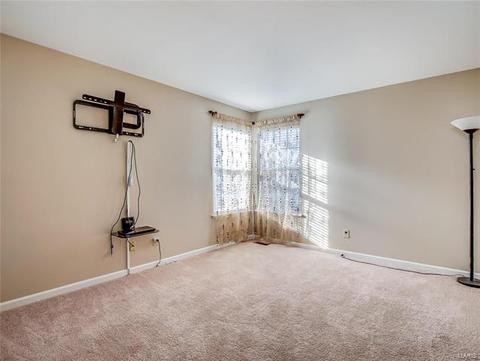 379 Arbor Gln, Ballwin, MO 63021 photo 38