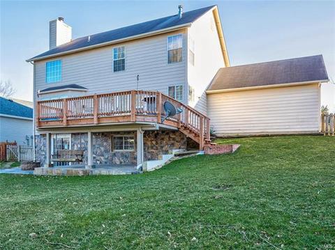 379 Arbor Gln, Ballwin, MO 63021 photo 47