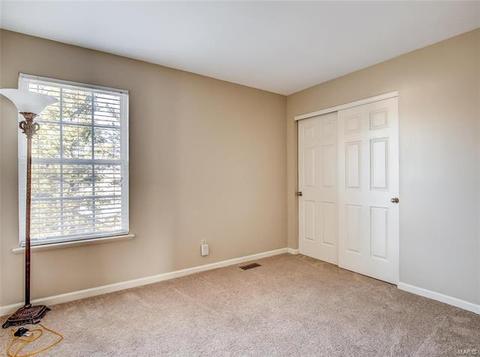 379 Arbor Gln, Ballwin, MO 63021 photo 36