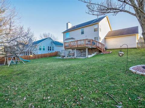 379 Arbor Gln, Ballwin, MO 63021 photo 48