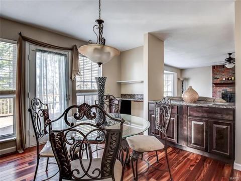 379 Arbor Gln, Ballwin, MO 63021 photo 22