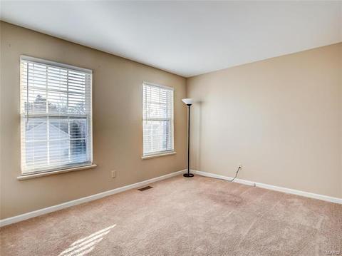 379 Arbor Gln, Ballwin, MO 63021 photo 41