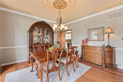 5587 Hennsley Cir, Weldon Spring, MO 63304 photo 5