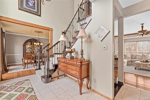 5587 Hennsley Cir, Weldon Spring, MO 63304 photo 4