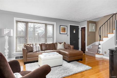 6475 Devonshire Ave, Saint Louis, MO 63109 photo 4