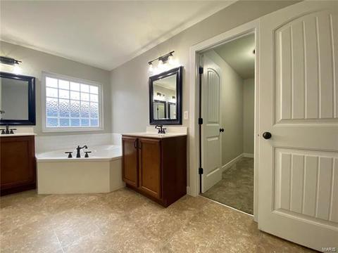 258 Sunset Villa Ln, O'fallon, MO 63366 photo 24