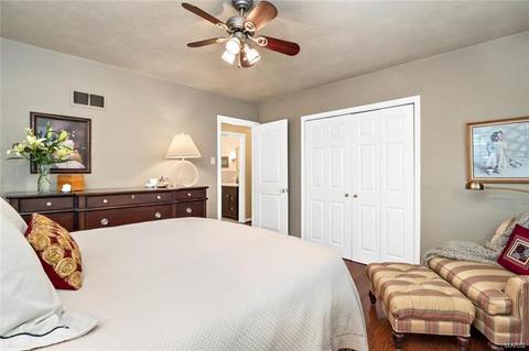 4 Middlesex Dr, Saint Louis, MO 63144 photo 10