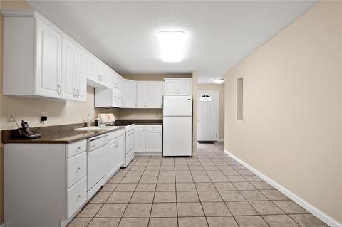 221 Braeshire #C, Ballwin, MO 63021 photo 9