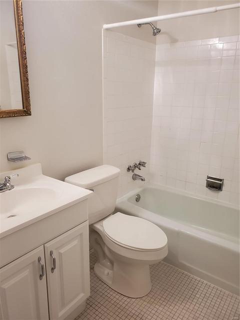 221 Braeshire #C, Ballwin, MO 63021 photo 22