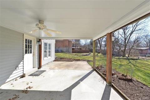 326 Quinnmore Dr, Ballwin, MO 63011 photo 33