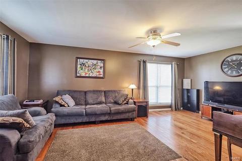 60 Brimstone Cor, O'fallon, MO 63366 photo 2