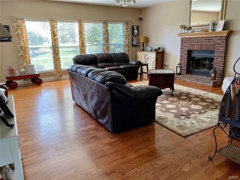 1204 Red Orchard Ct, O'fallon, MO 63368 photo 5