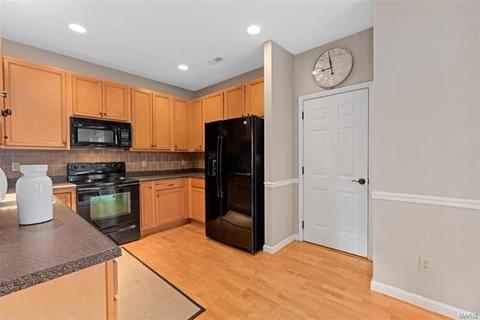 529 Copper Meadows Ln, O'fallon, MO 63368 photo 10