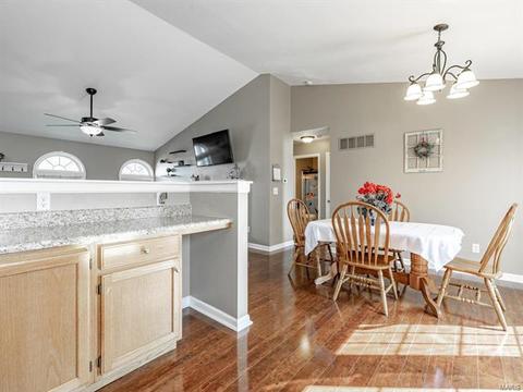 4 Tomahawk Ct, O'fallon, MO 63366 photo 12