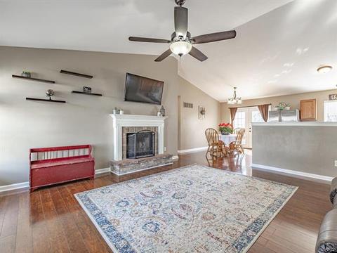 4 Tomahawk Ct, O'fallon, MO 63366 photo 4