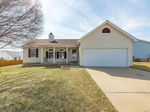 4 Tomahawk Ct, O'fallon, MO 63366 photo 1