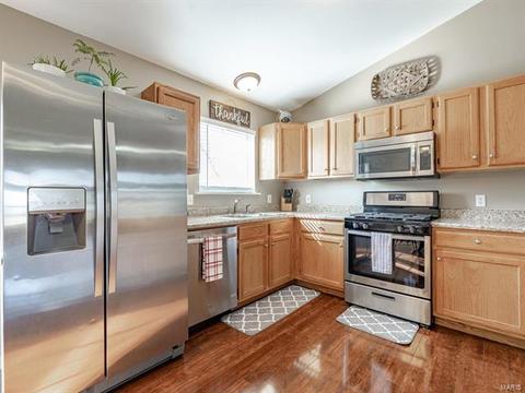 4 Tomahawk Ct, O'fallon, MO 63366 photo 10
