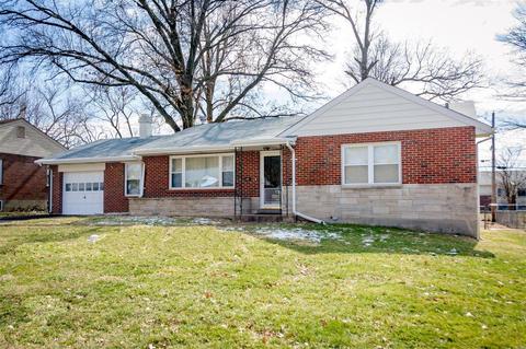 218 Wooster Dr, Saint Louis, MO 63135 photo 2