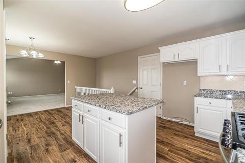 528 Faith Dr, Lake Saint Louis, MO 63367 photo 11