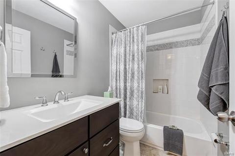 437 Alverston Ct, Ballwin, MO 63021 photo 24