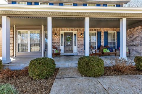 437 Alverston Ct, Ballwin, MO 63021 photo 2