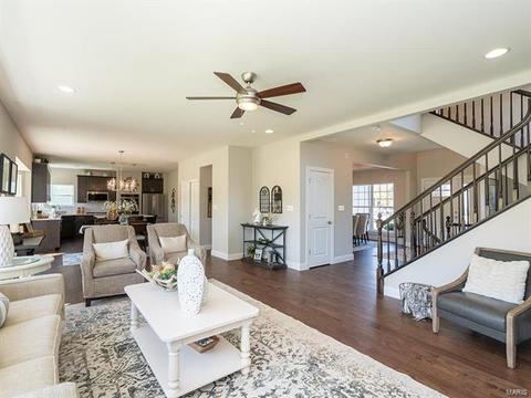 5218 Eagle Wing Ct, Eureka, MO 63025 photo 2