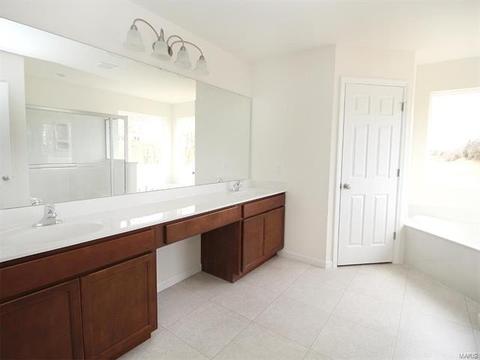 5218 Eagle Wing Ct, Eureka, MO 63025 photo 6