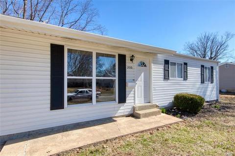 906 Love, O'fallon, MO 63366 photo 3