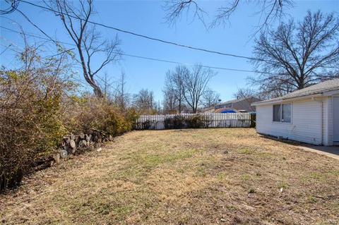 906 Love, O'fallon, MO 63366 photo 23