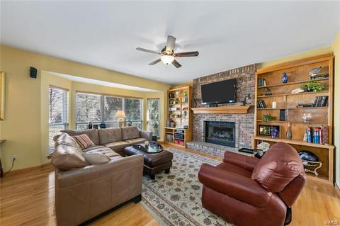 658 Arbor Hvn, Ballwin, MO 63021 photo 17