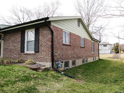 457 Hill Trl, Ballwin, MO 63011 photo 4