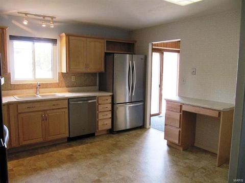 457 Hill Trl, Ballwin, MO 63011 photo 11